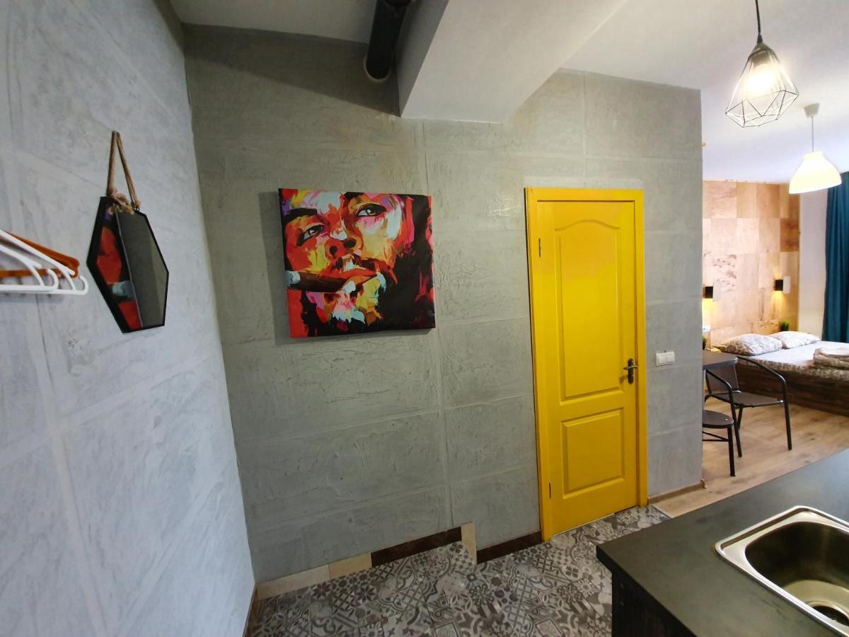 Near Trainstation 603 Apartment Ivano-Frankivsk Luaran gambar