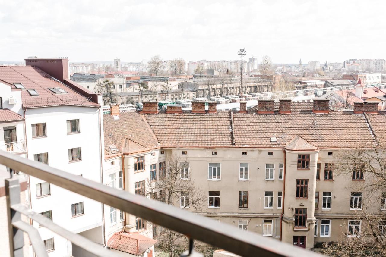 Near Trainstation 603 Apartment Ivano-Frankivsk Luaran gambar